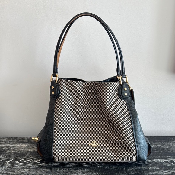 Coach Handbags - Coach Legacy Jacquard Edie 31 bag.